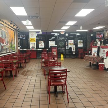 Firehouse Subs - Clean lobby area - Fast Food Near Me - Lake Mary, Florida Firehouse Subs - Clean lobby area - Fast Food Near Me - Lake Mary, Florida