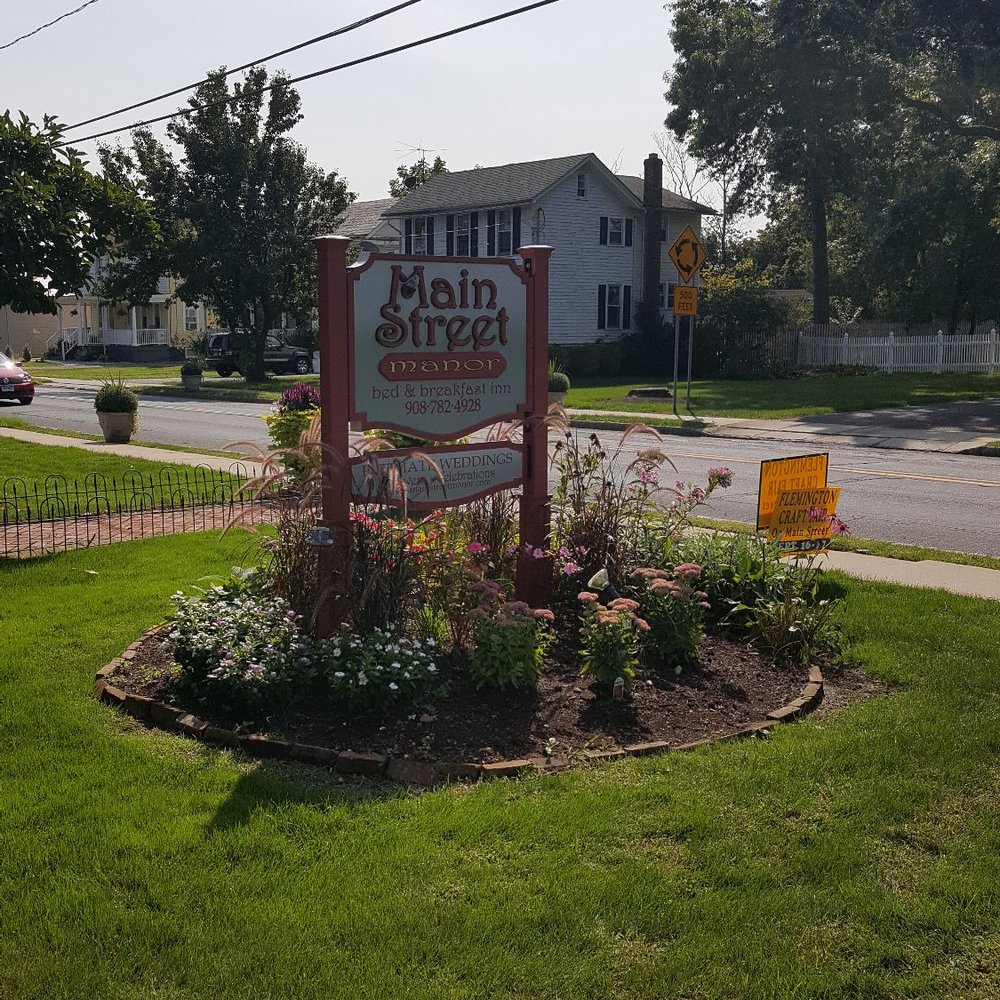 Main Street Manor - The Main Street Manor sign - Bed & Breakfast Near Me - Flemington, New Jersey