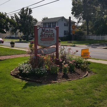 Main Street Manor - The Main Street Manor sign - Bed & Breakfast Near Me - Flemington, New Jersey Main Street Manor - The Main Street Manor sign - Bed & Breakfast Near Me - Flemington, New Jersey