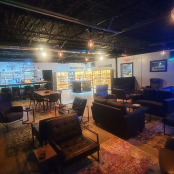 Black Crown Social - Chill Vibe - Cigar Bars Near Me - Rogers, Arkansas Black Crown Social - Chill Vibe - Cigar Bars Near Me - Rogers, Arkansas