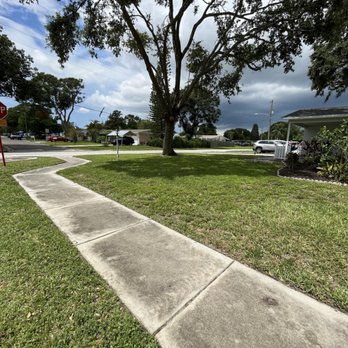 YZY Cleaning & Gardening - a clean sidewalk - Landscaping Near Me YZY Cleaning & Gardening - a clean sidewalk - Landscaping Near Me