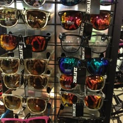 Zumiez