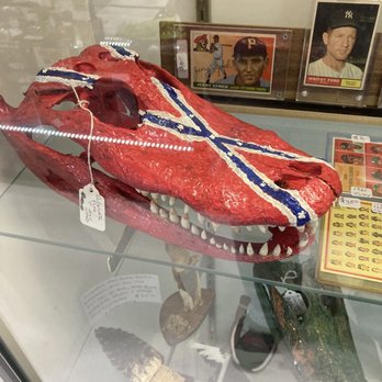 Antique City Mall - Thrift Stores Near Me - Micanopy, Florida Antique City Mall - Thrift Stores Near Me - Micanopy, Florida