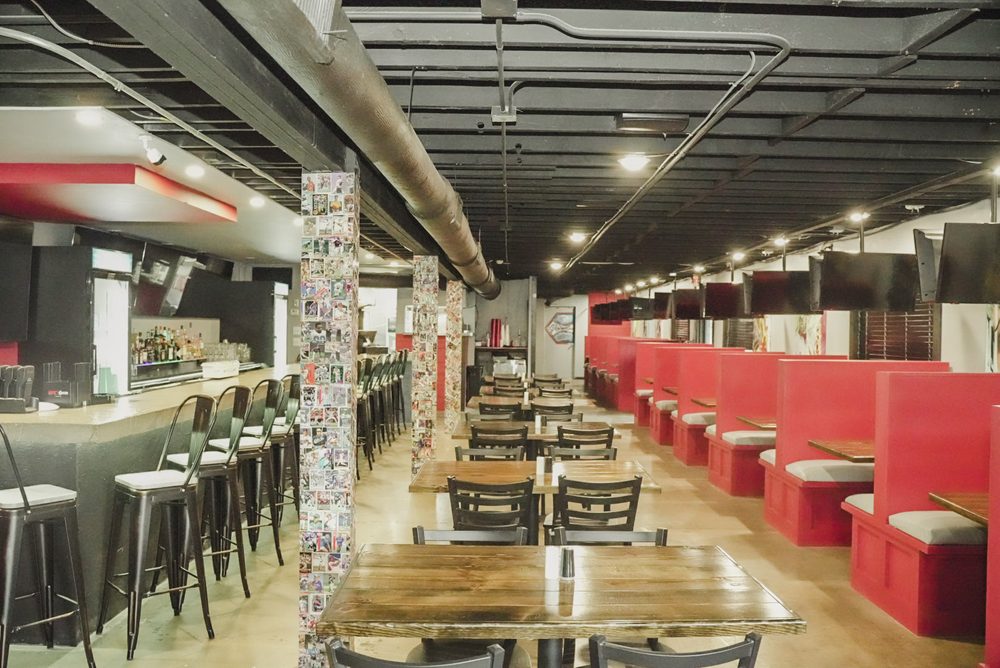 SIDELINE BAR & GRILL PLAZA DISTRICT 11 Reviews 1630 N Blackwelder