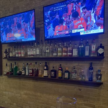 Mozie’s - Bar area - American Near Me - New Braunfels, Texas Mozie’s - Bar area - American Near Me - New Braunfels, Texas
