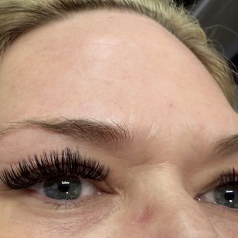 Lash Haven - Volume lashes with a soft cat eye finish!
This look adds lift and elongation to the eyes -- ideal for clients who love definition and drama. - Eyelash Service Near Me - Upland, California Lash Haven - Volume lashes with a soft cat eye finish!
This look adds lift and elongation to the eyes -- ideal for clients who love definition and drama. - Eyelash Service Near Me - Upland, California