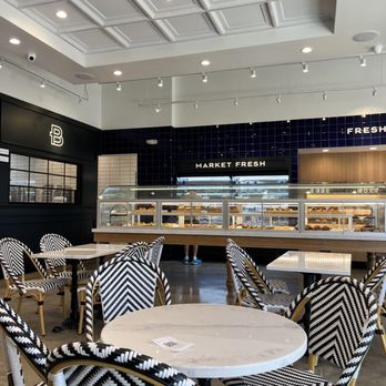 Paris Baguette - Bakeries Near Me - Northridge, California Paris Baguette - Bakeries Near Me - Northridge, California