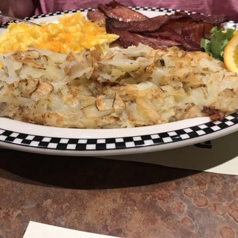 Black Bear Diner - Diners Near Me - Rancho Cucamonga, California