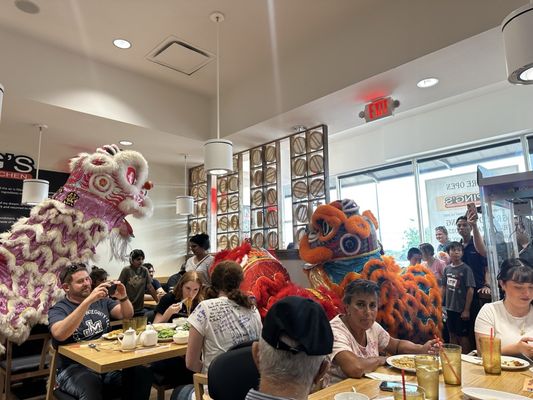 Ping's Sichuan Kitchen by null