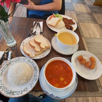 Bayridge Turkish Cafe - Better view of that entire meal. Not sure what the sliced bread is doing there... - Turkish Near Me - Brooklyn, New York Bayridge Turkish Cafe - Better view of that entire meal. Not sure what the sliced bread is doing there... - Turkish Near Me - Brooklyn, New York