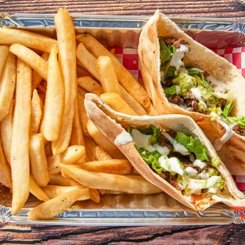 Yum Yum Halal - Beef Pita - Food Trucks Near Me - Little Rock, Arkansas Yum Yum Halal - Beef Pita - Food Trucks Near Me - Little Rock, Arkansas