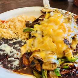Chicken w/ Cheese! Chicken w/ Cheese!