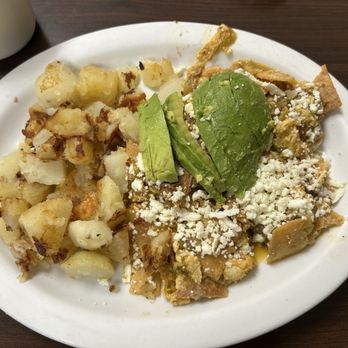 Nat's Early Bite Coffee Shop - Chilaquiles with machaca - Diners Near Me - Sherman Oaks, California