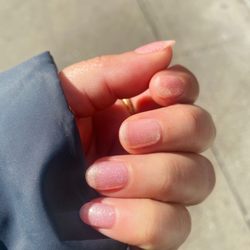 [ p H 7 ] Natural Nails & Sugaring - Glitter Gel Nail