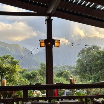 Ama - Majestic mountain backdrop - Cocktail Bars Near Me - Hanalei, Hawaii