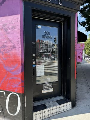 Aurora Market by null