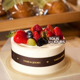 Fresh Cream Cake