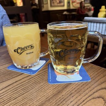 Cheers - American Near Me - Boston, Massachusetts