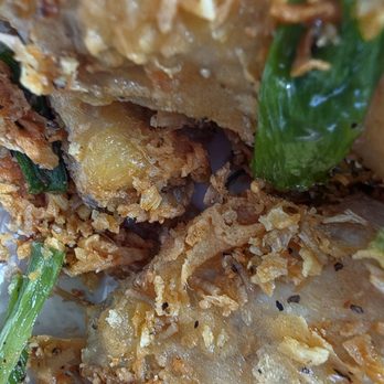 Krua Thai - Garlic chicken wings colder than the heart who packed it for me. - Thai Near Me - Chula Vista, California