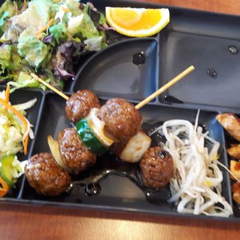 Emon - Lunch special missing rolls - Japanese Near Me - Burbank, California