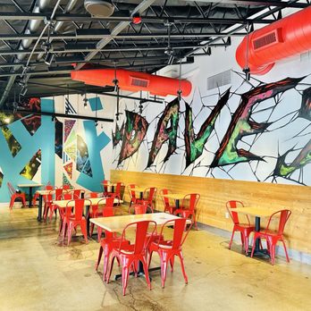 Dave's Hot Chicken - Inside the restaurant - Chicken Shop Near Me - San Luis Obispo, California