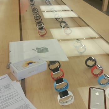 Apple ABQ Uptown - Finalizing our purchase of iphone 6s gold - Computers Near Me - Albuquerque, New Mexico Apple ABQ Uptown - Finalizing our purchase of iphone 6s gold - Computers Near Me - Albuquerque, New Mexico