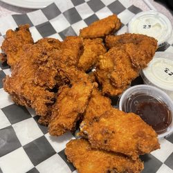 Colasessano's Pizza - WingZin