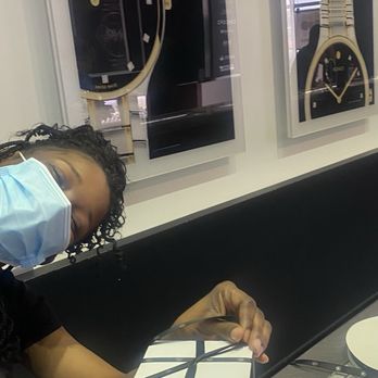 Movado Company Store - Christele wrapping up my new watch in style! - Watches Near Me - National Harbor, Maryland Movado Company Store - Christele wrapping up my new watch in style! - Watches Near Me - National Harbor, Maryland