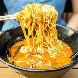Jinya Tonkotsu Black