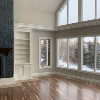 The Calgary Pro Painters - custom spraying of crown molding, windows, baseboards and built-ins. - Painters Near Me - Calgary, Alberta The Calgary Pro Painters - custom spraying of crown molding, windows, baseboards and built-ins. - Painters Near Me - Calgary, Alberta