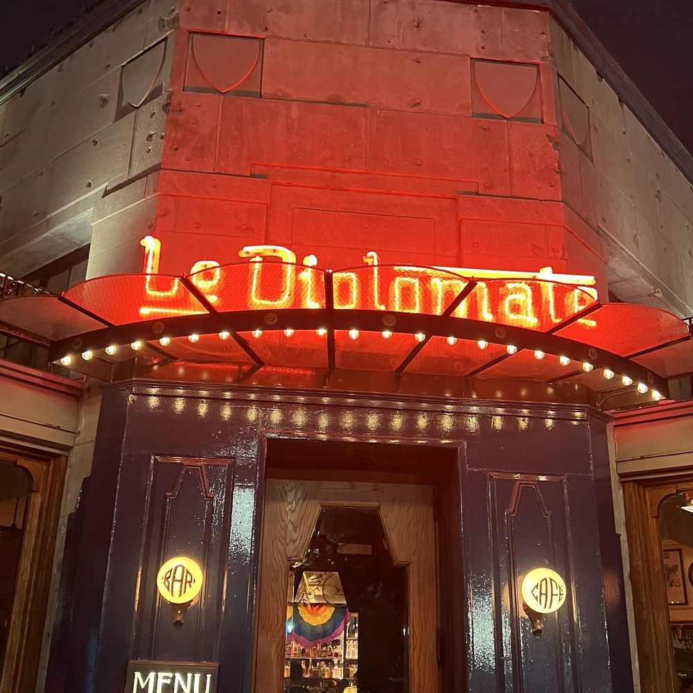 Le Diplomate - Brasseries Near Me - Washington, DC, District of Columbia