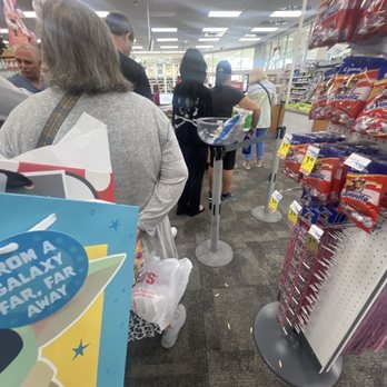 CVS Pharmacy y más - Drugstores Near Me - HIALEAH, Florida