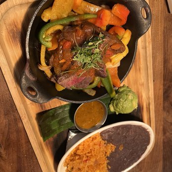 Sol Agave - Steak fajitas - New Mexican Cuisine Near Me - Santa Monica, California