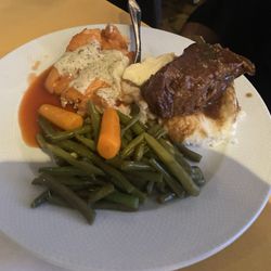 Cornucopia Cruise Line - Salmon and beef