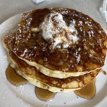 Le Peep - Apple cider pancakes - Breakfast & Brunch Near Me - Edison, New Jersey Le Peep - Apple cider pancakes - Breakfast & Brunch Near Me - Edison, New Jersey