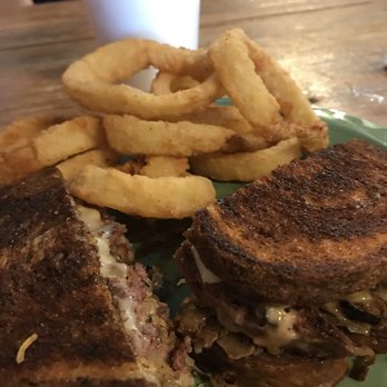 Maxine's Cafe & Bakery - Ruben - Breakfast & Brunch Near Me - Bastrop, Texas