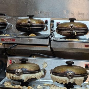 Waffle House - Waffles being made - Diners Near Me - Albuquerque, New Mexico