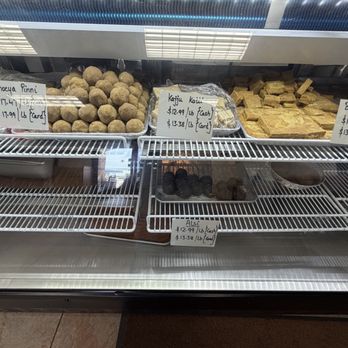 99 Punjabi dhaba - Indian Near Me - Traver, California