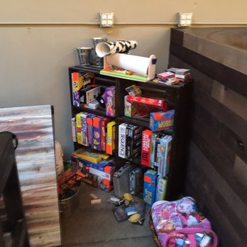 Mt. Lowe Brewing Co. - Games galore - Breweries Near Me - Arcadia, California