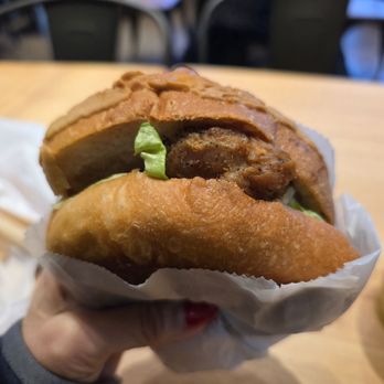 Carnation Bakery - Worth to try. Price $4.50 as of dec 30th 2025 - Bakeries Near Me - Flushing, New York