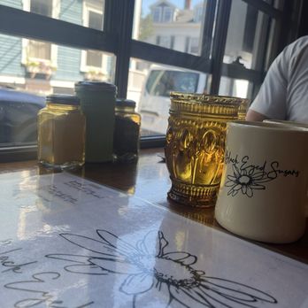Black-Eyed Susan's - Breakfast & Brunch Near Me - Nantucket, Massachusetts