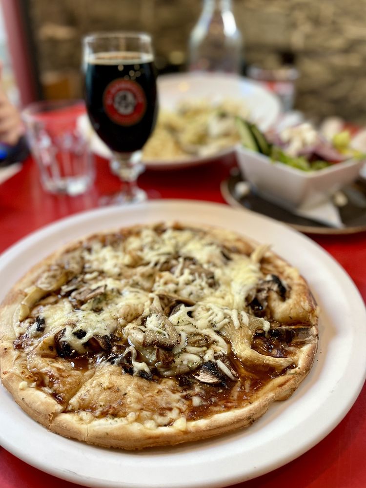 Polina Pizzeria