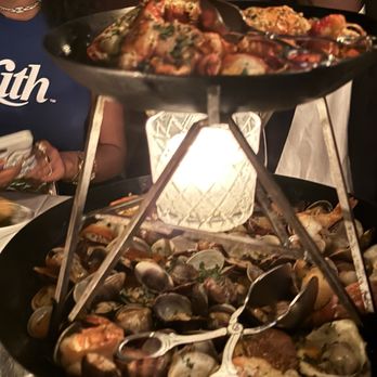 Maple & Ash - Steakhouses Near Me - Chicago, Illinois Maple & Ash - Steakhouses Near Me - Chicago, Illinois