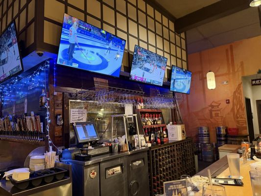 Dumpling Inn & Shanghai Saloon by null