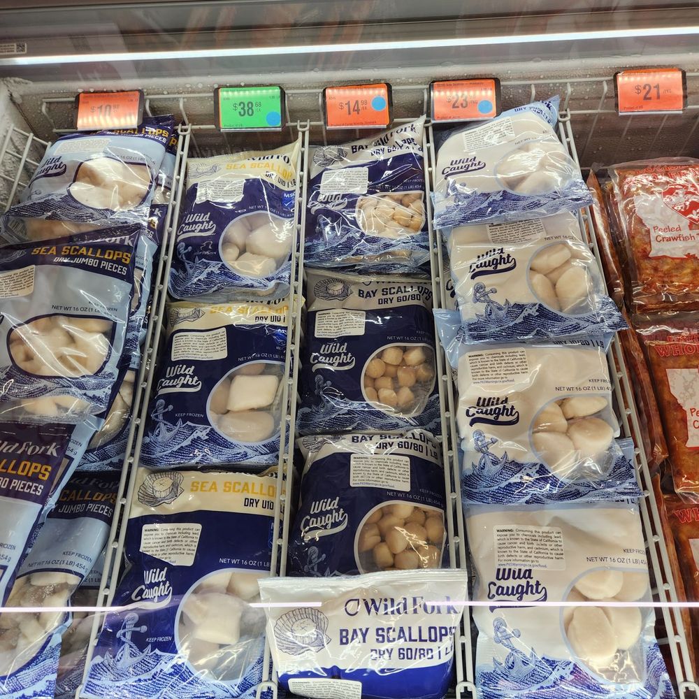 Wild Fork - Sea scallops of various sizes - Meat Shops Near Me - Long Beach, California
