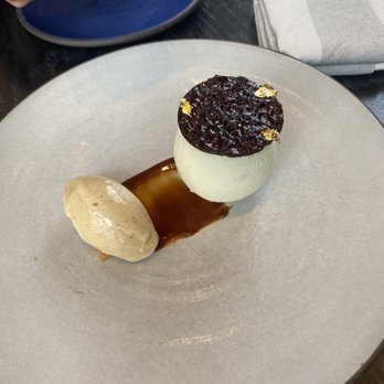 Electric Lemon - Chocolate dessert So good!!! - New American Near Me - New York, New York Electric Lemon - Chocolate dessert So good!!! - New American Near Me - New York, New York