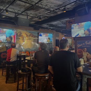 Black Sheep Lodge - Burgers Near Me - Austin, Texas