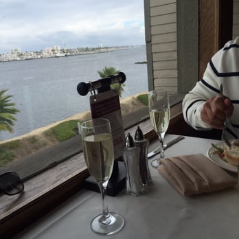 Reef on the Water - Beautiful view - Seafood Near Me - Long Beach, California Reef on the Water - Beautiful view - Seafood Near Me - Long Beach, California