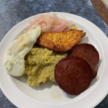 Zoralie Restaurant - Dominican Near Me - New York, New York