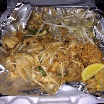 Thailicious - Chicken pad Thai - Thai Near Me - Artesia, California Thailicious - Chicken pad Thai - Thai Near Me - Artesia, California